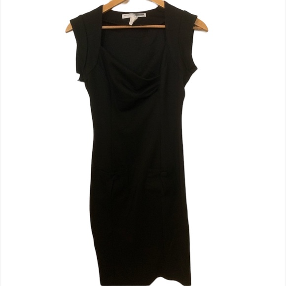 Little black dress - Picture 2 of 4